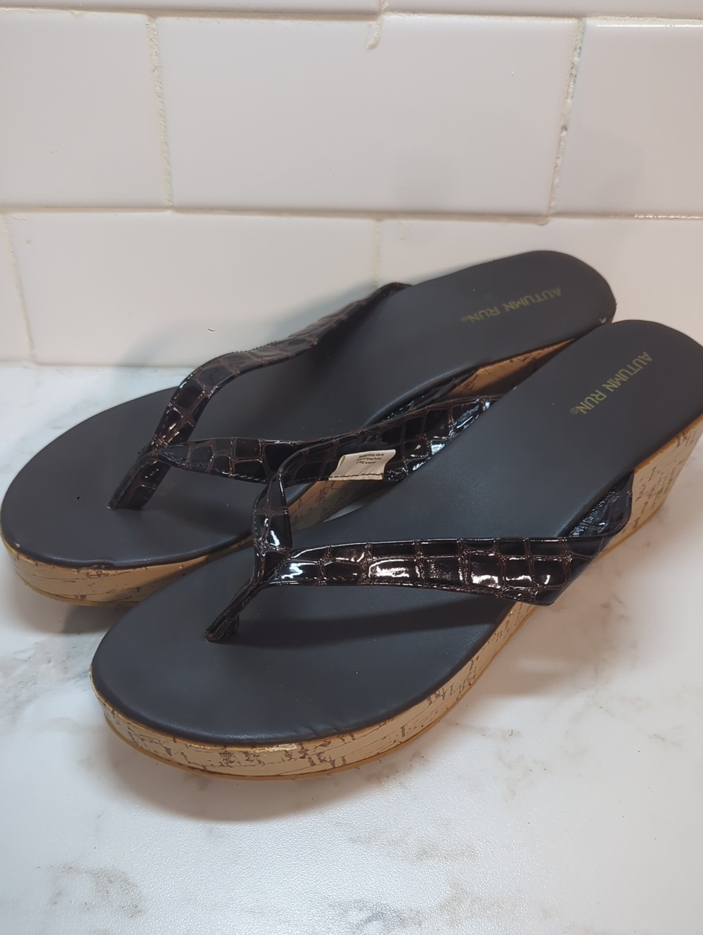 WOMENS BROWN WEDGES